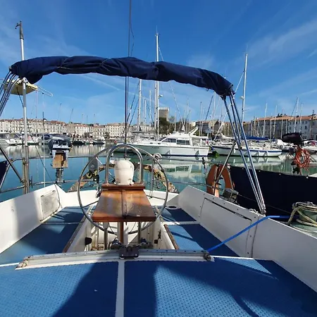 Baladin - Sur Un Voilier By Nuits Au Port