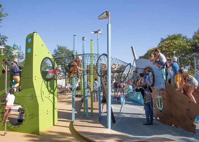 Botel Baladin - Sur Un Voilier By Nuits Au Port