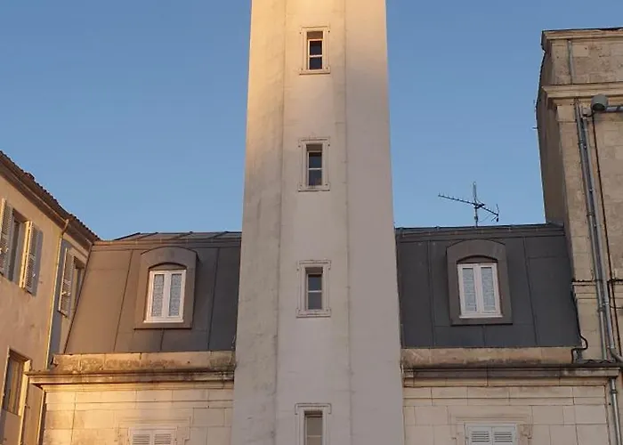 Baladin - Sur Un Voilier By Nuits Au Port La Rochelle (Charente-Maritime)